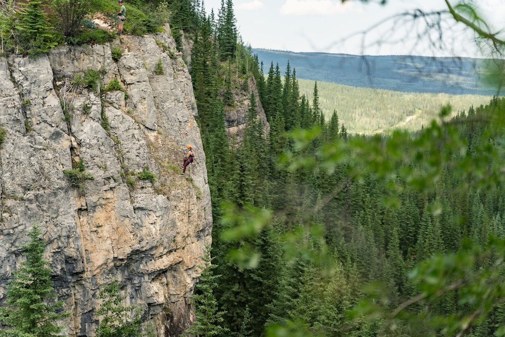 Frontier Lodge | 402062, Range Road 15 #4A, Nordegg, AB T0M 2H0, Canada | Phone: (403) 721-2202