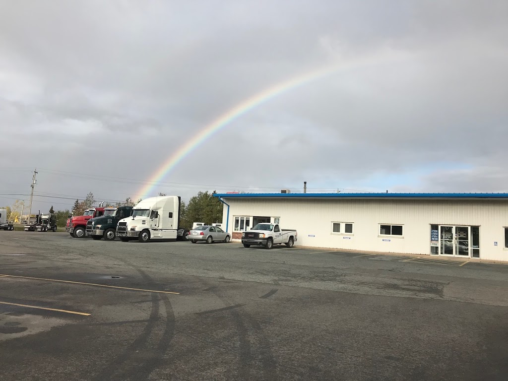 MacKays Truck & Trailer Center | 124 Lower Truro Rd, Truro, NS B2N 1B1, Canada | Phone: (902) 895-0511