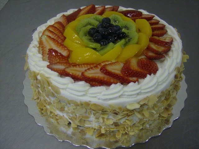 Tasty Pastry Bakery | 7-5500 Tomken Rd, Mississauga, ON L4W 2Z4, Canada | Phone: (905) 282-9328