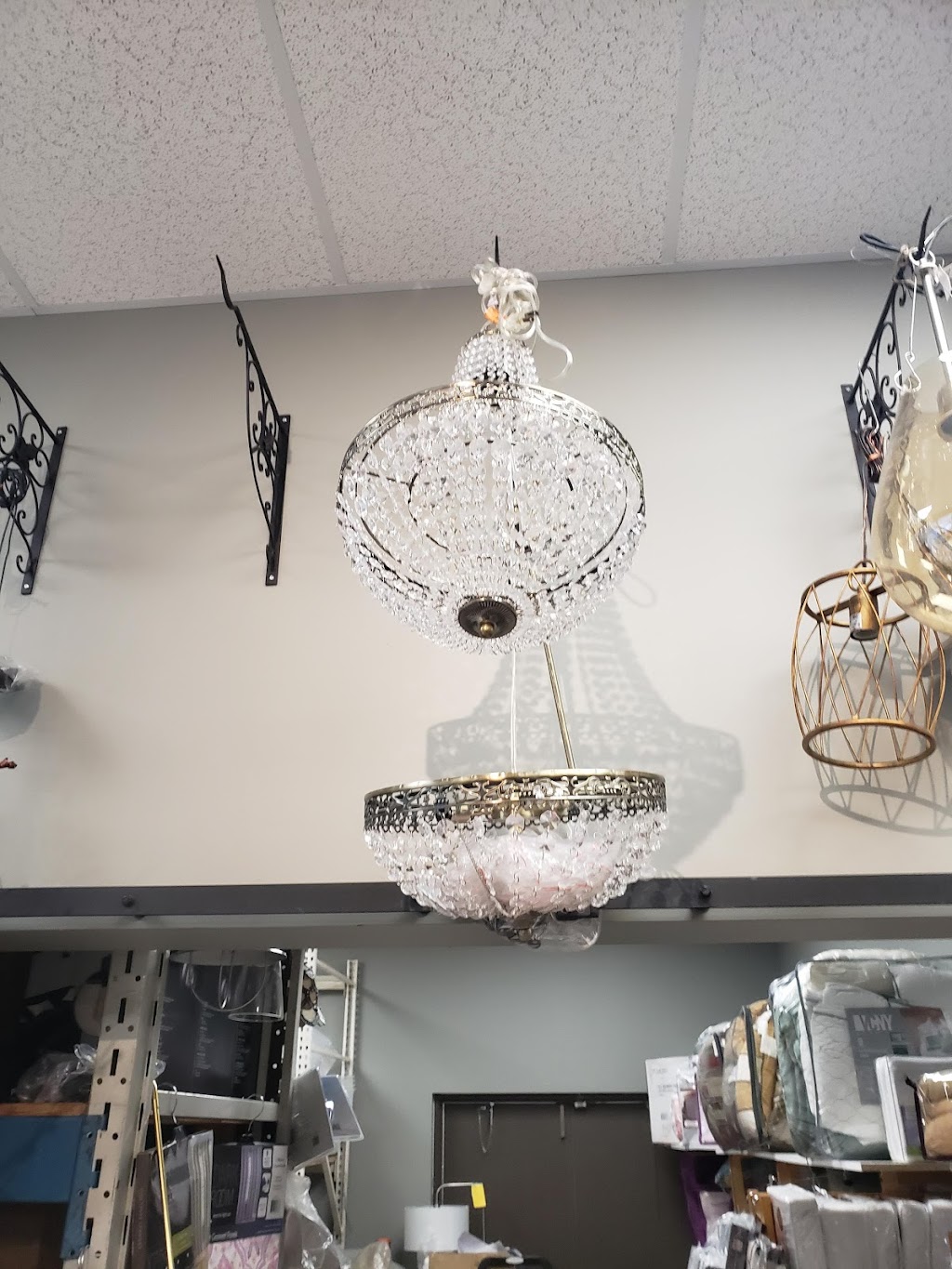 Home Decor and More by Rhonda Kirk | furniture store | 1000 10th St W, Owen Sound, Owen Sound, ON N4K 5S2, Canada | 5193757991 OR +1 519-375-7991