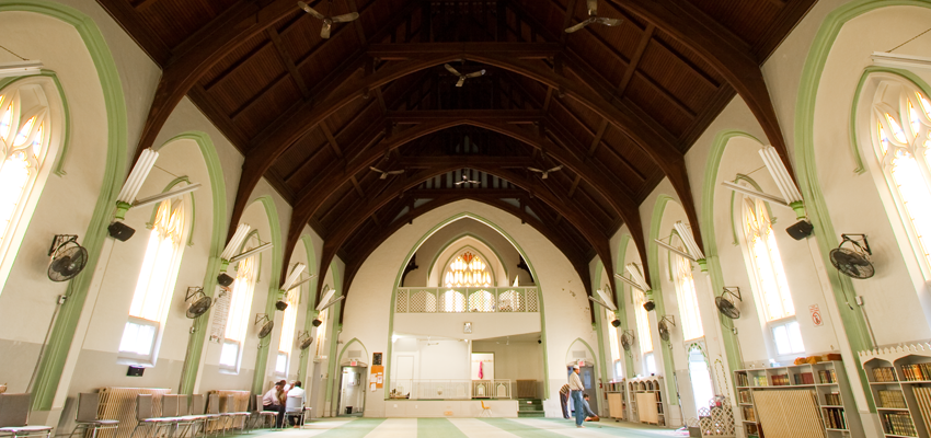 Jami Mosque Toronto | 56 Boustead Ave, Toronto, ON M6R 1Y9, Canada | Phone: (416) 769-1192