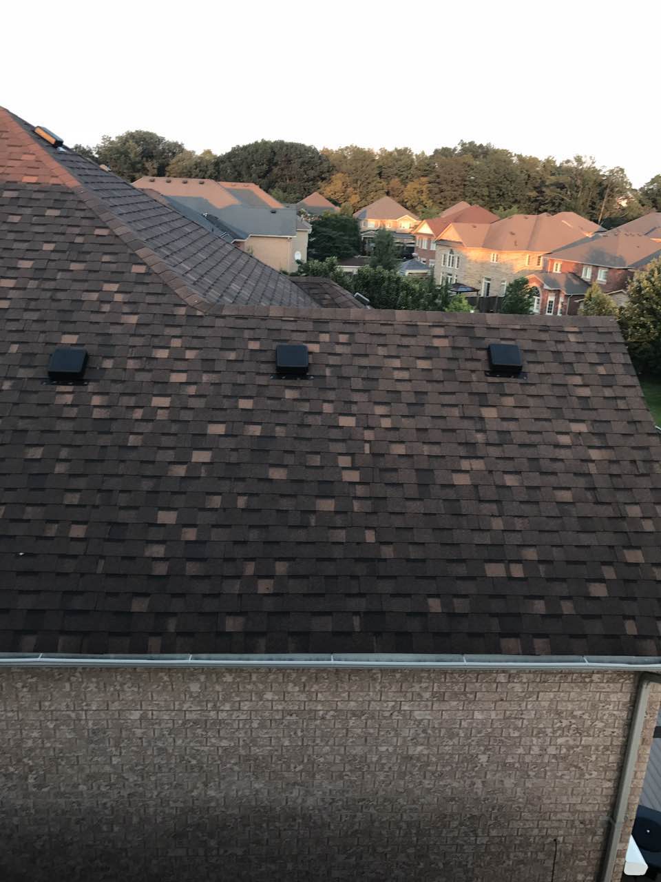 Rainbow Creator Roofing Ltd | 43-7105, Branigan Gate, Mississauga, ON L5N 7S2, Canada | Phone: (647) 883-8899