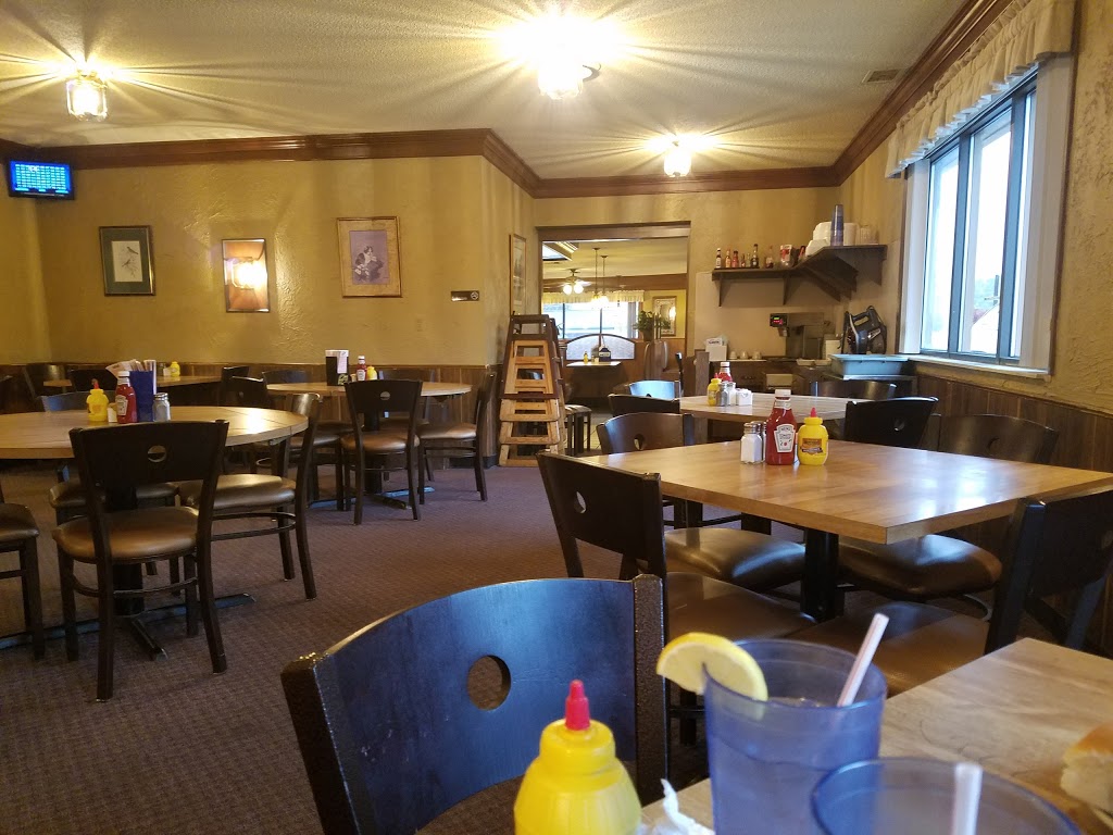 Pioneer Bar & Restaurant | 5600 Lapeer Rd, Smiths Creek, MI 48074, USA | Phone: (810) 984-1635
