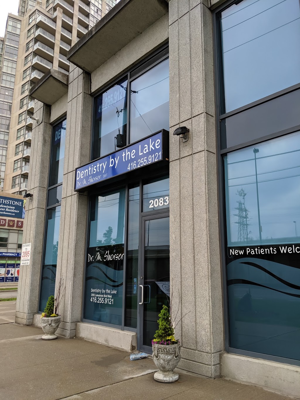 Shorser M Dr Dentistry By The Lake | 2083 Lake Shore Blvd W, Etobicoke, ON M8V 4G2, Canada | Phone: (416) 255-9121