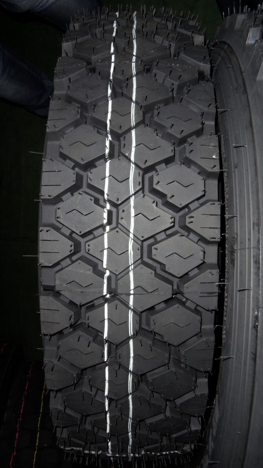 Movana Tire & Supply Inc. | 319 14th St, New Westminster, BC V3M 5T2, Canada | Phone: (604) 522-0678