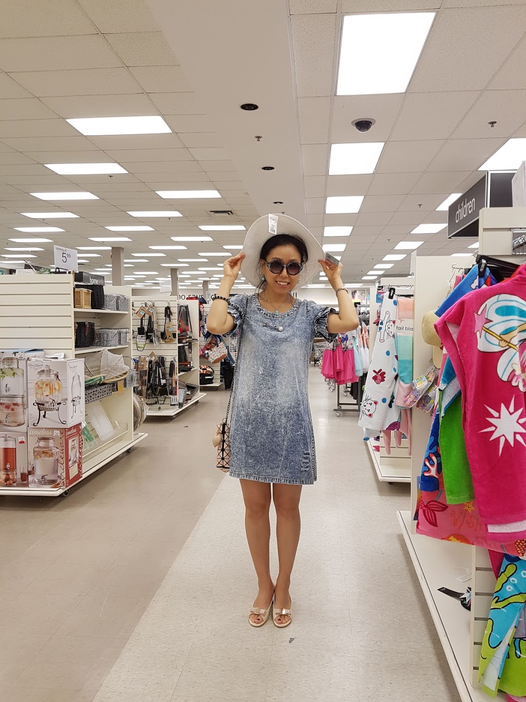 Pembina Village Shopping Centre | 2065-2127 Pembina Hwy, Winnipeg, MB R3T 5L1, Canada | Phone: (204) 651-2977