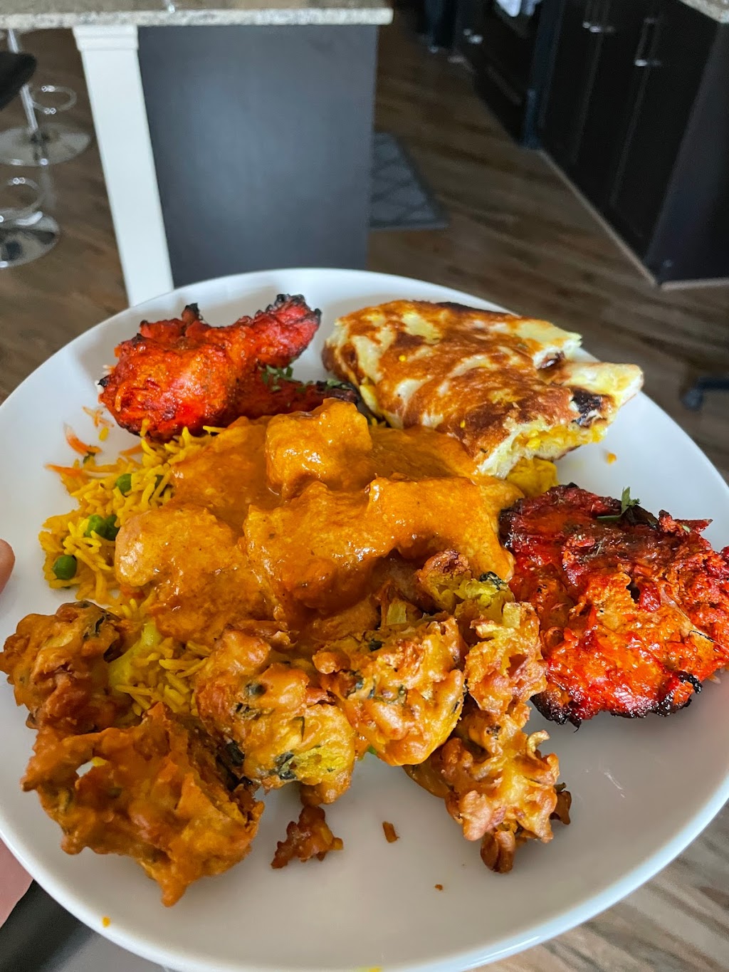 Golden Cinnamon | 3 Stonegate Dr NW #103, Airdrie, AB T4B 0N2, Canada | Phone: (403) 948-2725