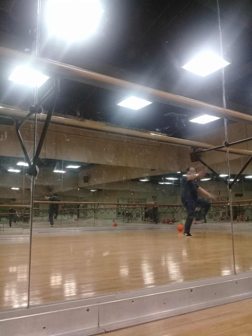 Brampton YMCA | 20 Union St, Brampton, ON L6V 1R2, Canada | Phone: (905) 451-1400