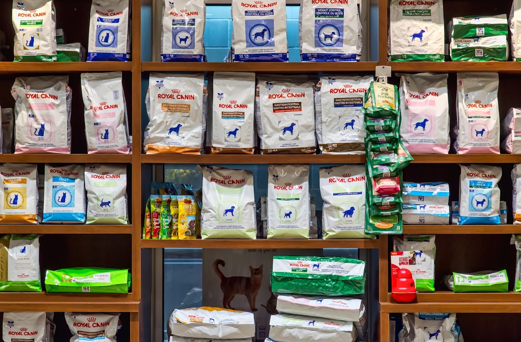 Sage Creek Animal Hospital | 50 Sage Creek Blvd #102, Winnipeg, MB R3X 0J6, Canada | Phone: (204) 255-1150
