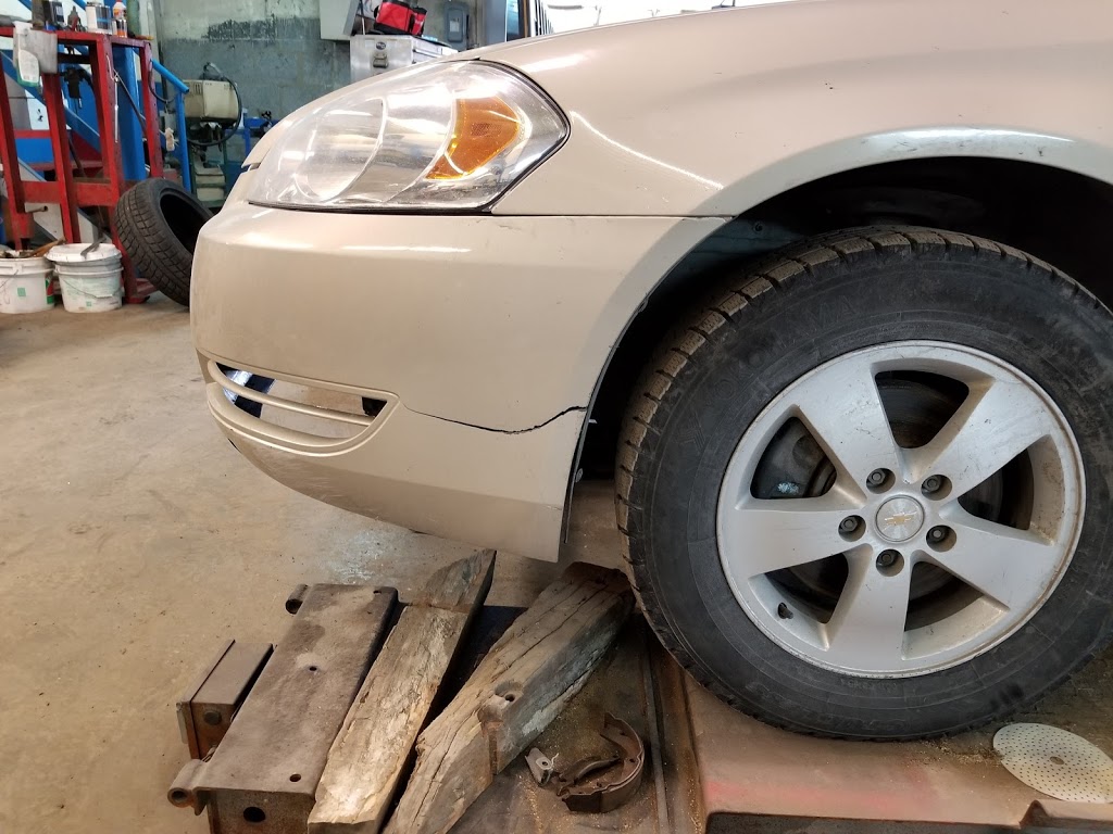Esso | 73 Rue de lÉglise S, Lacolle, QC J0J 1J0, Canada | Phone: (450) 246-3992