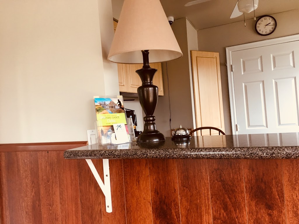 Beach Grove Motel | 5921 12 Ave, Delta, BC V4L 1C6, Canada | Phone: (604) 943-2632