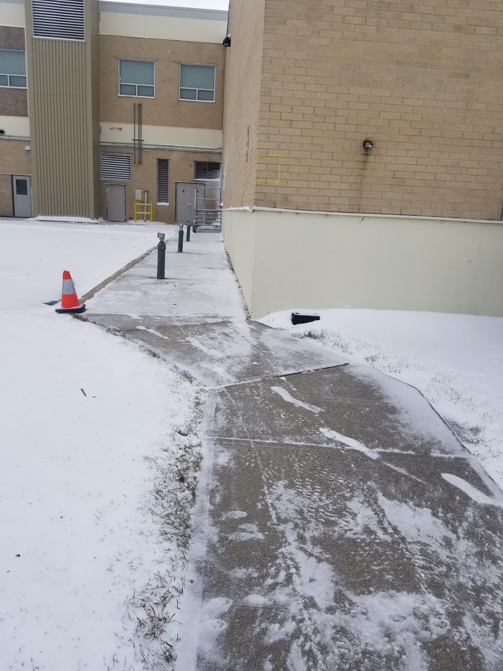 Two Seasons Maintenance Services Inc. | 60 Lamplight Dr, Spruce Grove, AB T7X 0G8, Canada | Phone: (780) 720-7220