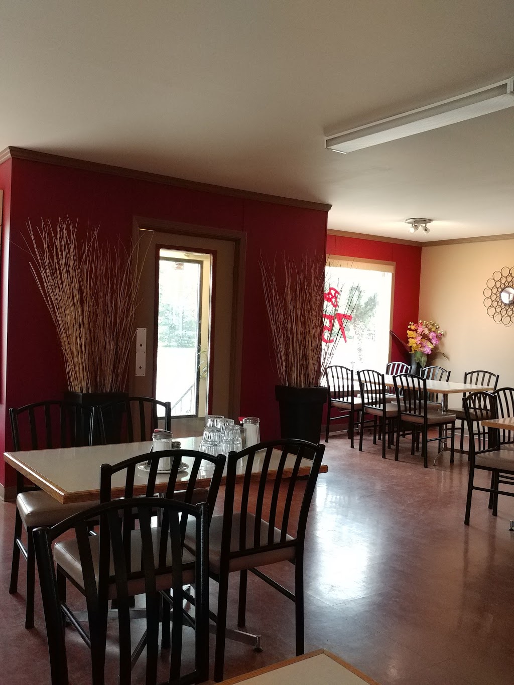 Bistro 758 | 164 Caron St, Saint Jean Baptiste, MB R0G 2B0, Canada | Phone: (204) 758-3550