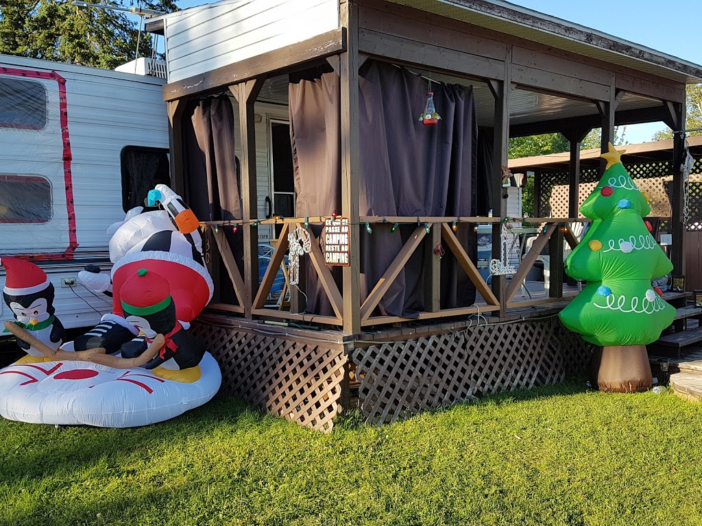 Camping Plage Laurentides | 282 Rue de Dublin, Québec, QC G2M 1C5, Canada | Phone: (418) 849-7441