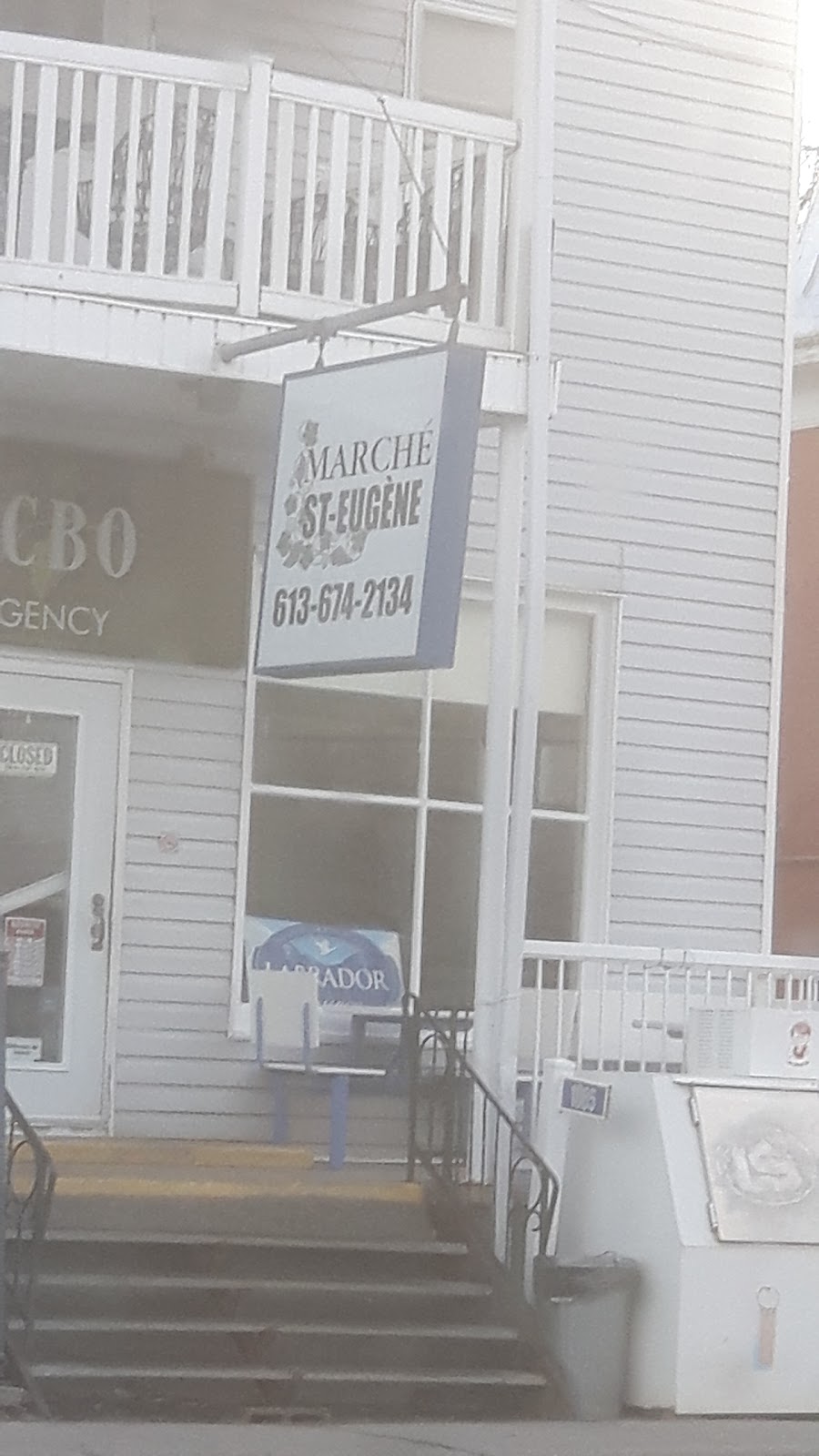 Marché St-Eugene | 1085 Labrosse St, St-Eugène, ON K0B 1P0, Canada | Phone: (613) 674-2134