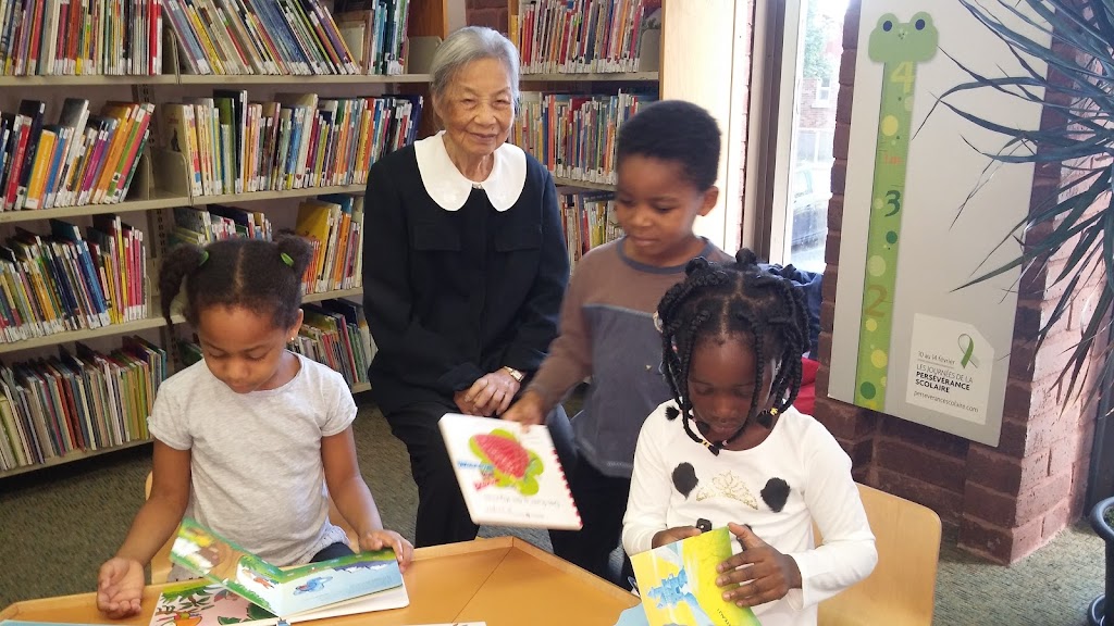 La Garderie Educative et maternelle La Pépinière Inc | 1960 Rue Joliette, Longueuil, QC J4K 4W9, Canada | Phone: (450) 677-9632
