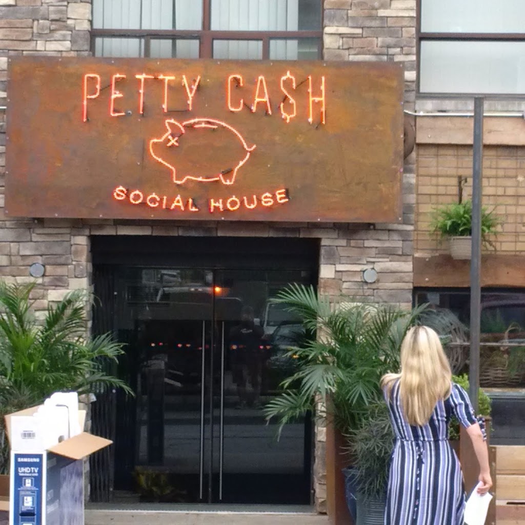 WhoDunIt Signs | 147 Haileybury Dr, Scarborough, ON M1K 4Y2, Canada | Phone: (416) 833-1627