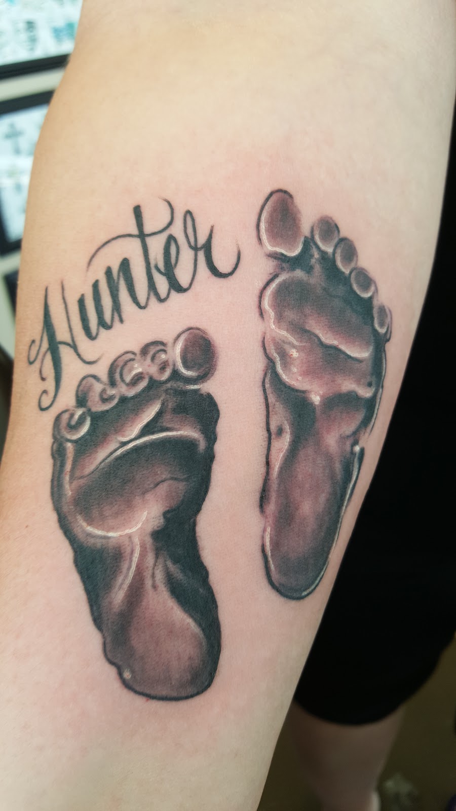 Sinkin Ink Tattoos - Parkdale | 102 Parkdale Ave N, Hamilton, ON L8H 5W9, Canada | Phone: (905) 548-6667