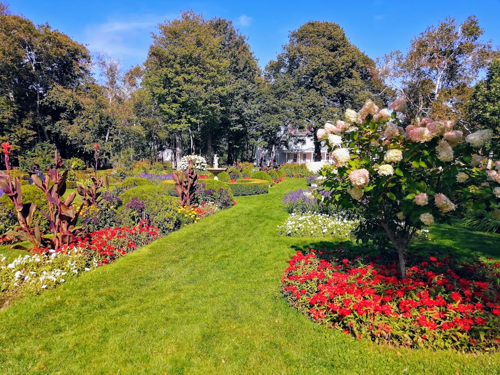 Government House | 1 Terry Fox Dr, Charlottetown, PE C1A 8T6, Canada | Phone: (902) 368-5480
