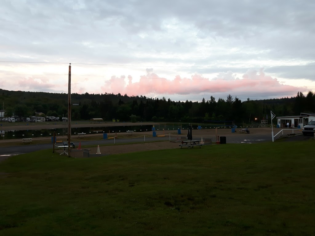 Camping Plage Laurentides | 282 Rue de Dublin, Québec, QC G2M 1C5, Canada | Phone: (418) 849-7441