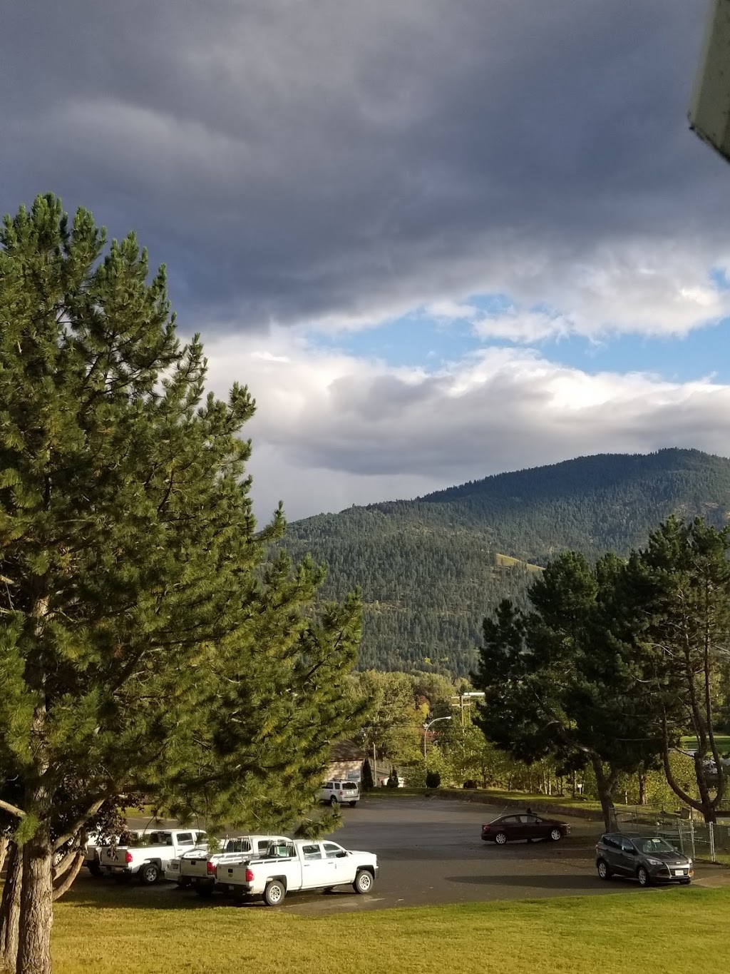 Adams Lake Indian Band | 6453 Hillcrest Rd, British Columbia V0E 1M0, Canada | Phone: (250) 679-8841