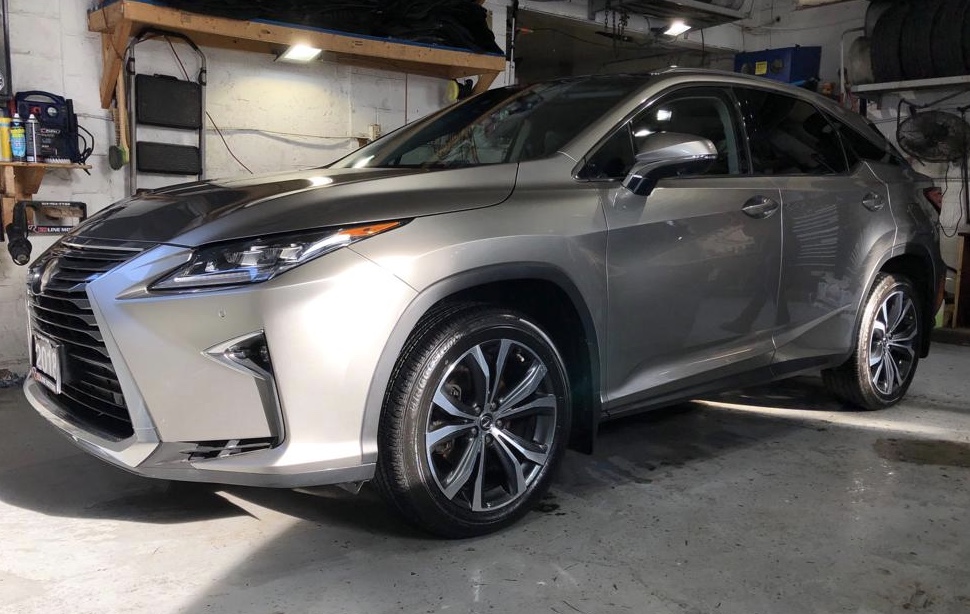 Redline Motors Inc. | 145 Ottawa St S, Kitchener, ON N2G 3T2, Canada | Phone: (519) 954-7788