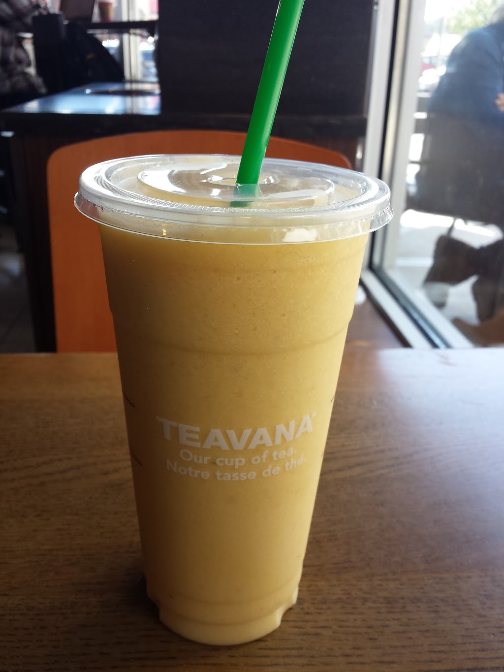 Starbucks | Sumas Mountain Village 170, 2362 Whatcom Rd, Abbotsford, BC V3G 1E1, Canada | Phone: (604) 859-2710