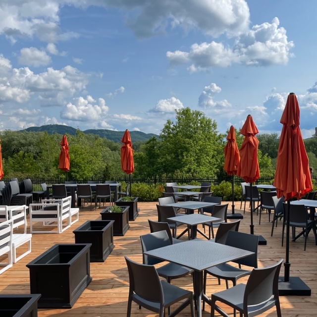 Le Roux | 65 Rue de la Rive Droite, Bromont, QC J2L 0A3, Canada | Phone: (450) 534-4444