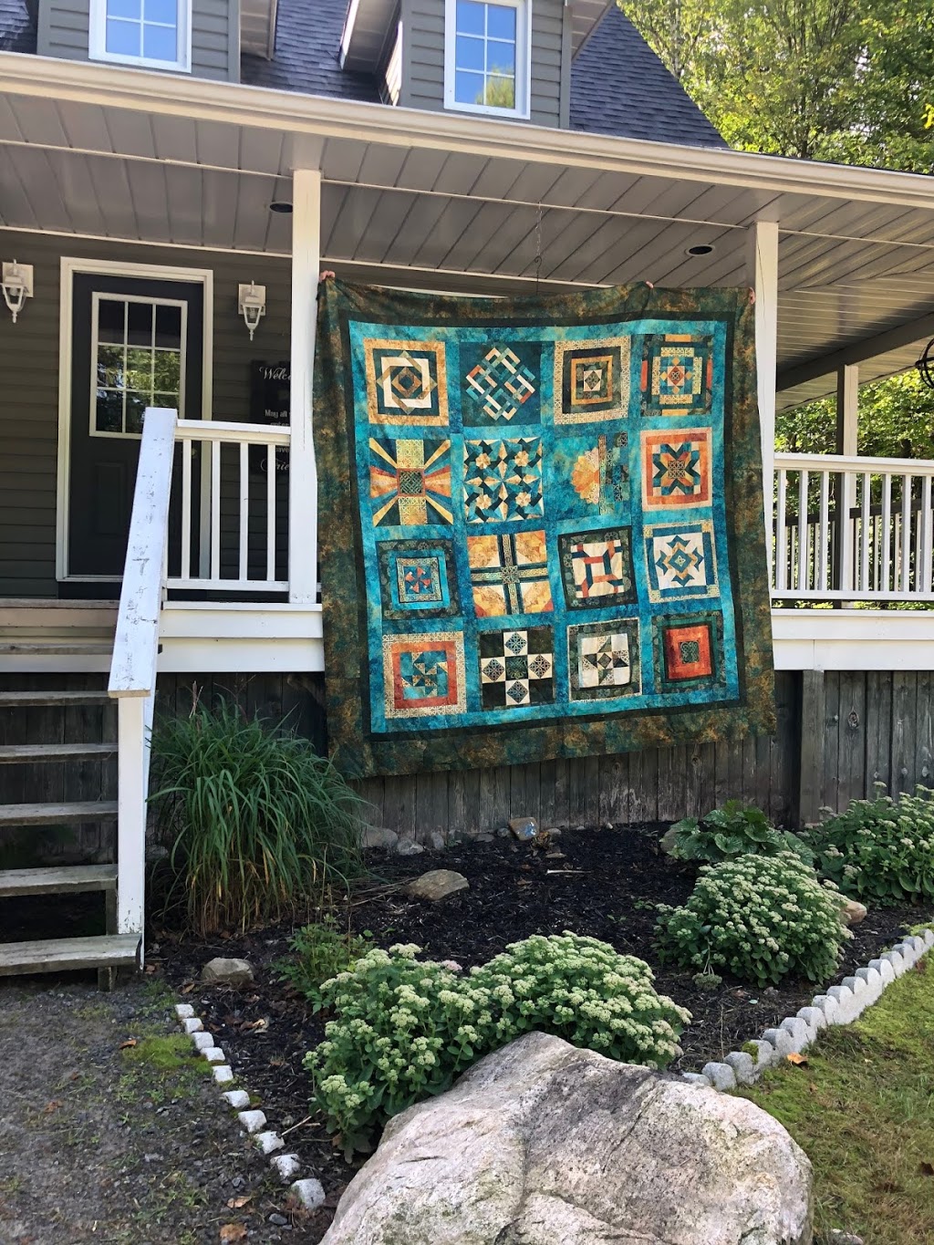 Seams Appropriate in Muskoka | 2133 Muskoka District Road 10, Huntsville, ON P1H 2J3, Canada | Phone: (705) 783-9202