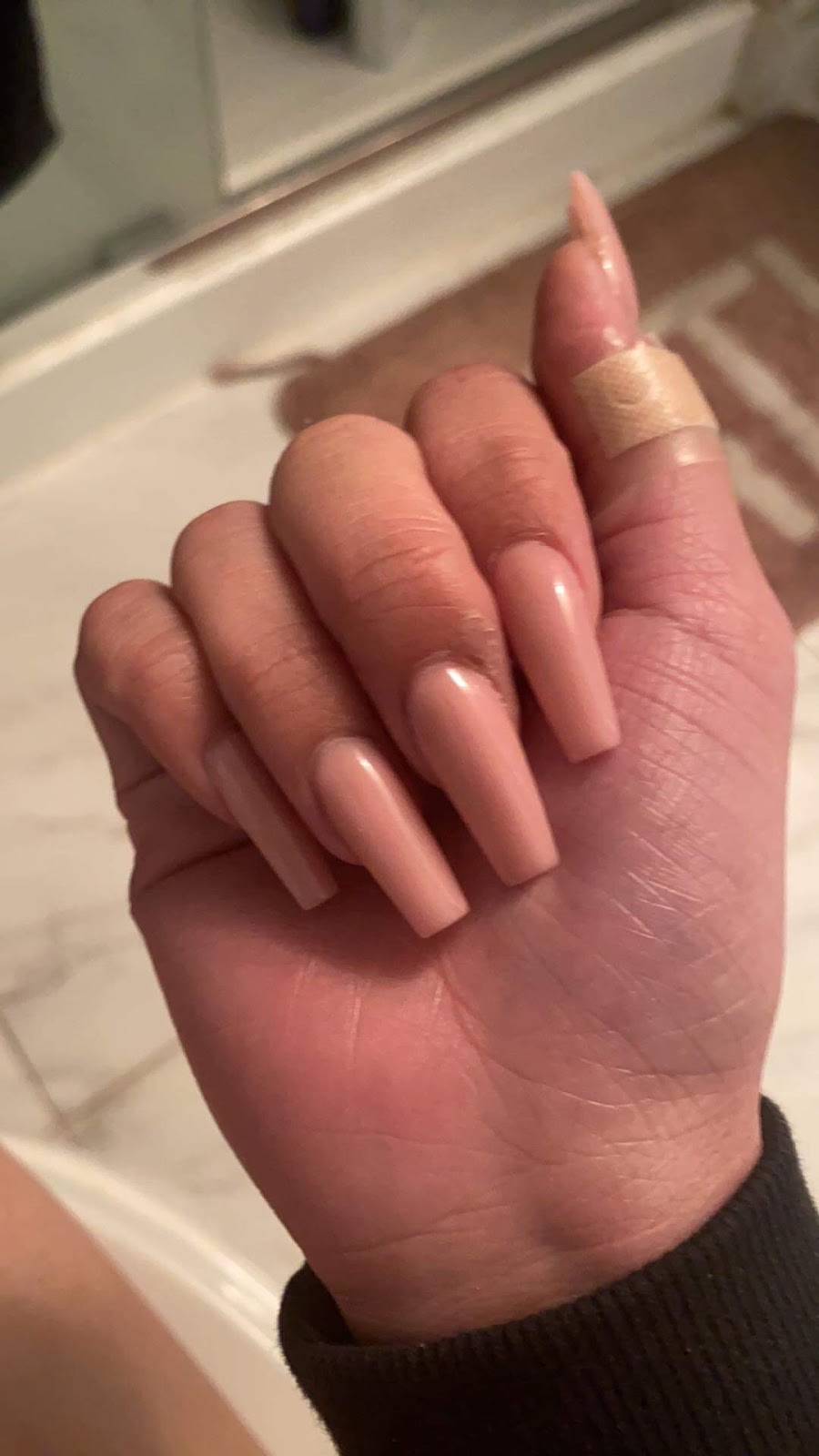 Salon Paris Nails and Spa | 2731 Clarke St, Port Moody, BC V3H 1Z1, Canada | Phone: (604) 475-2962