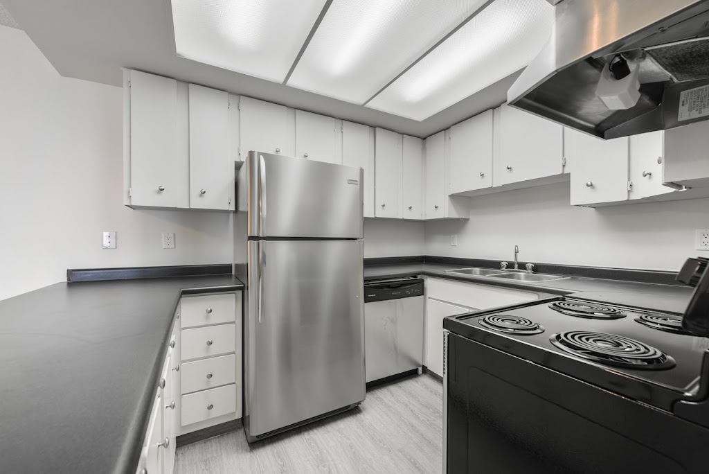 Aspen Court | 15123 45th Ave NW, Edmonton, AB T6H 5K8, Canada | Phone: (780) 496-9486