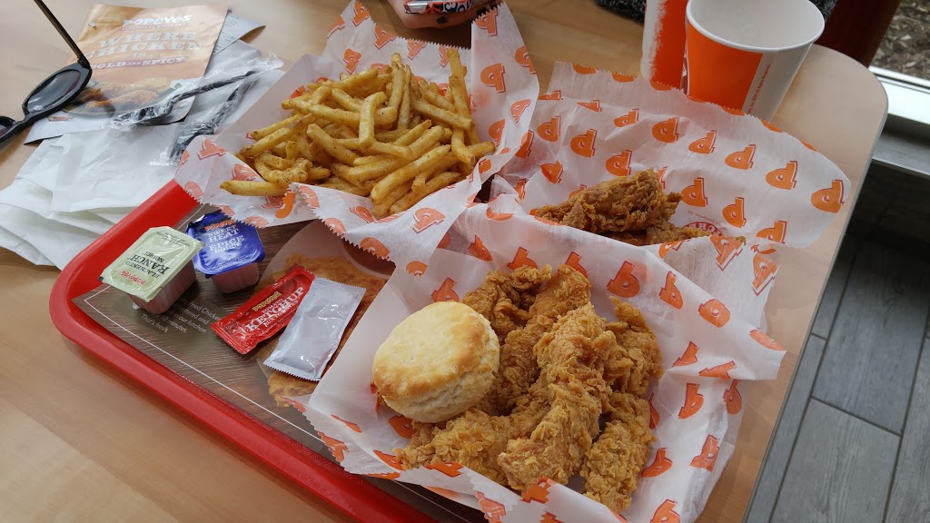 Popeyes Louisiana Kitchen | 2060 Symons Valley Pkwy NW, Calgary, AB T3P 0M9, Canada | Phone: (587) 356-3755
