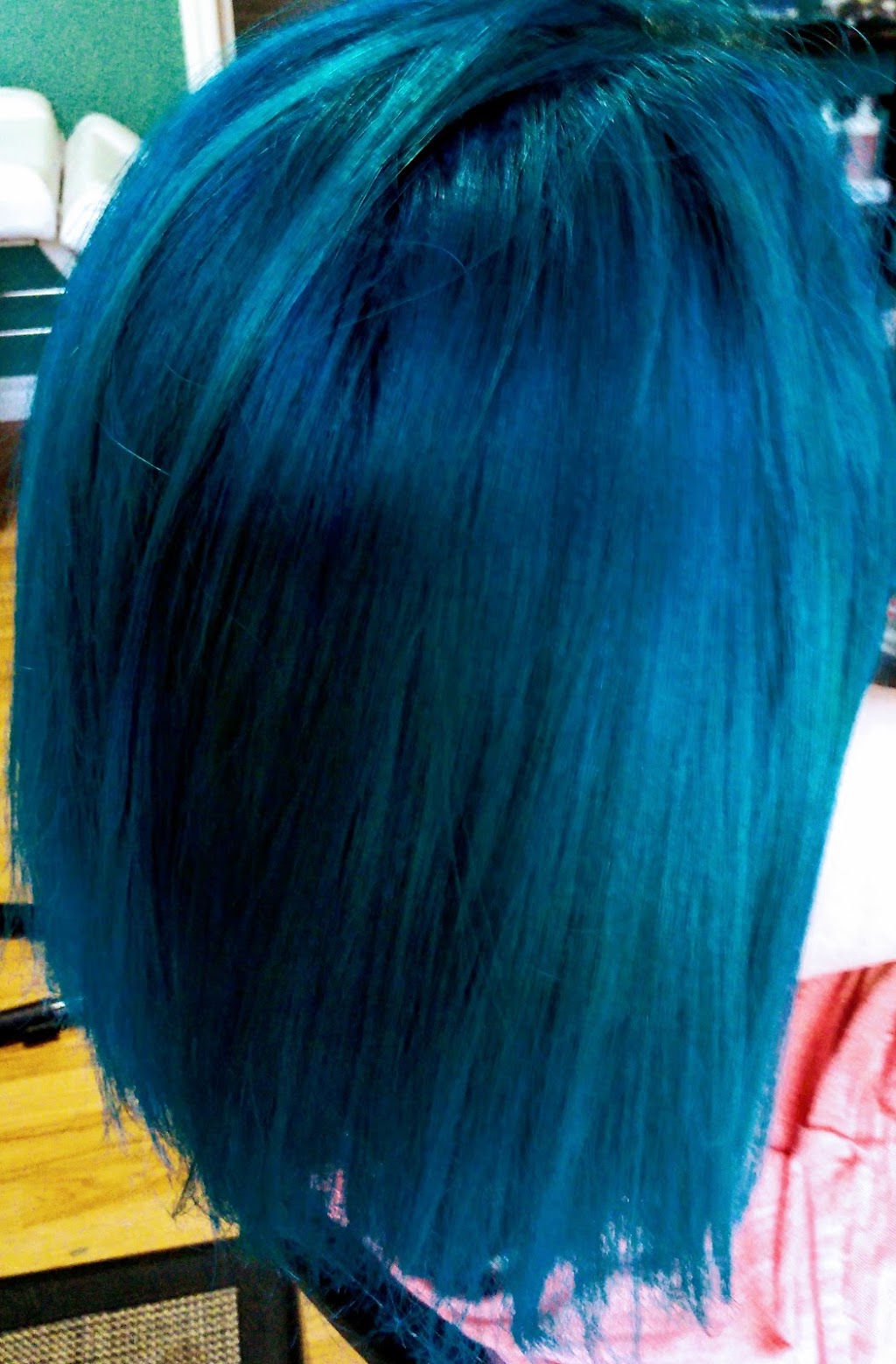 Studio 43 Salon and Spa Muskoka | 43 Douglas Dr, Bracebridge, ON P1L 1W9, Canada | Phone: (705) 787-8572