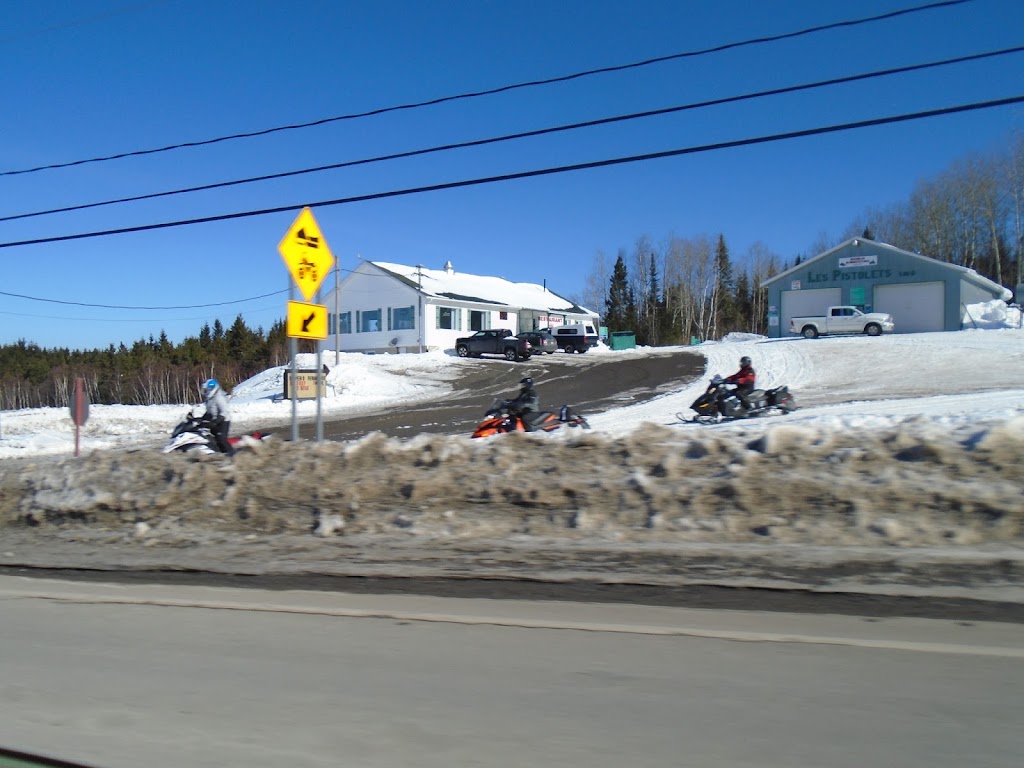 Club De Motoneige Les Pistolets | 3, GoL, rte 293, Trois-Pistoles, QC G0L 4K0, Canada | Phone: (418) 851-3027
