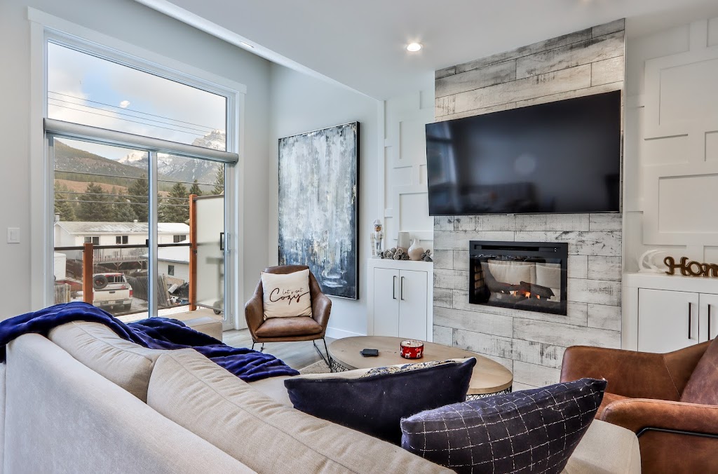 SAMSARA PARQ&ALPINE ESCAPE RESORT BY SSR PROPERTY MANAGEMENT | 1418 2 Ave, Canmore, AB T1W 1M9, Canada | Phone: (604) 399-5559