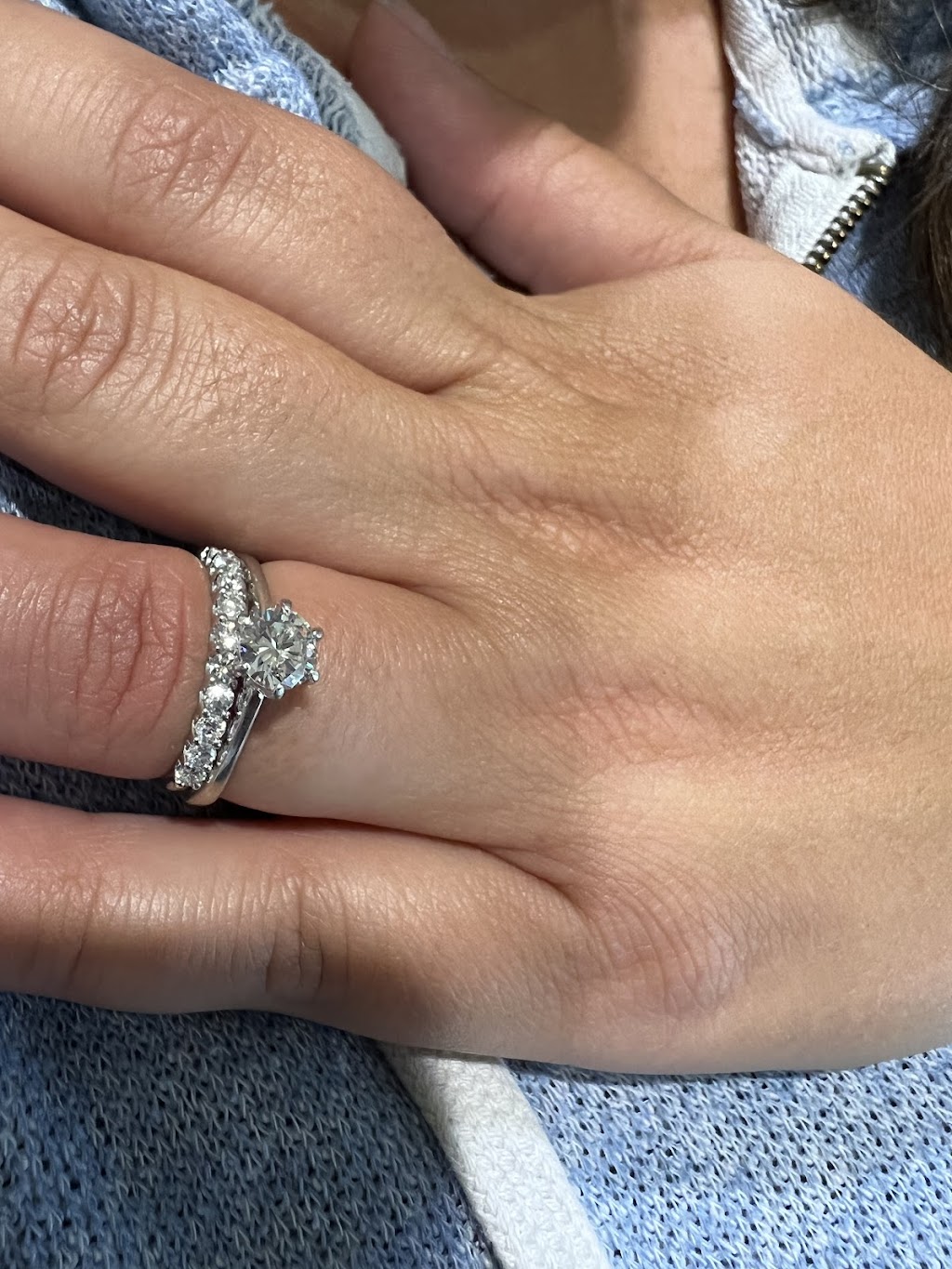 Bijouterie Jacob-Jacob Jewellery | 4710 Rue Jean-Talon E, Saint-Léonard, QC H1S 1K2, Canada | Phone: (514) 321-3793