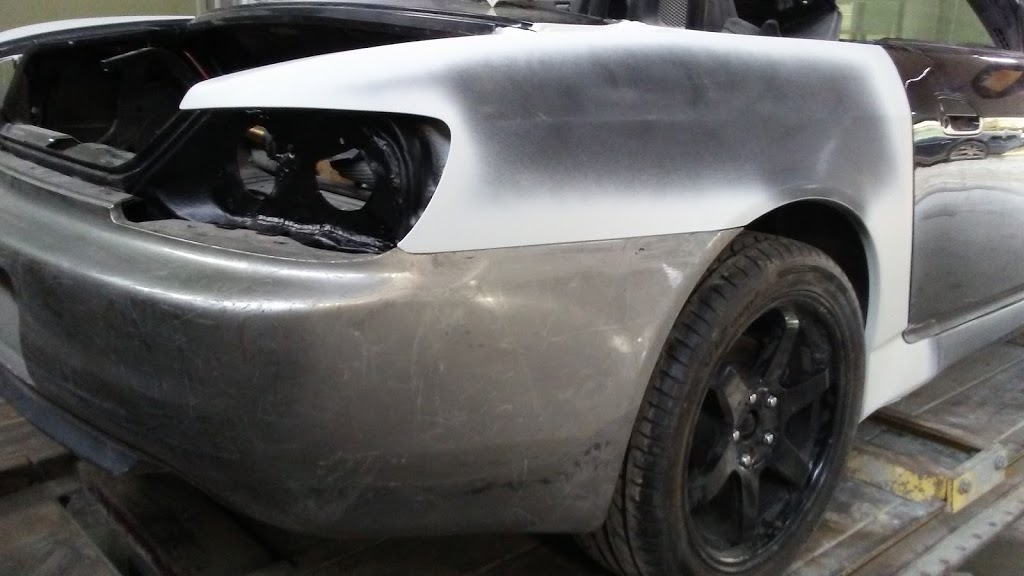 UNIVERSAL AUTO BODY SHOP 63 Crockford Blvd, Scarborough, ON M1R 3B7