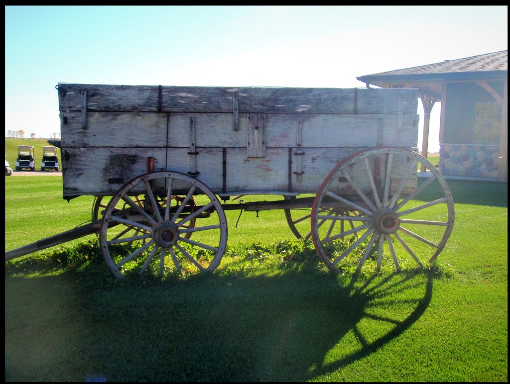 Bridges Golf Course | 10 River Rd, Starbuck, MB R0G 2P0, Canada | Phone: (204) 735-3000