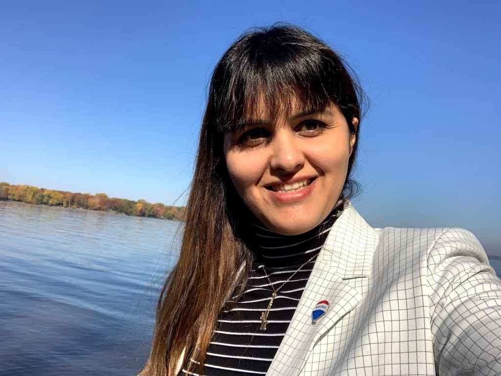 Bahareh Ghanbari , Real Estate Broker | 275 Av Elm #9, Beaconsfield, QC H9W 2E4, Canada | Phone: (514) 586-1981