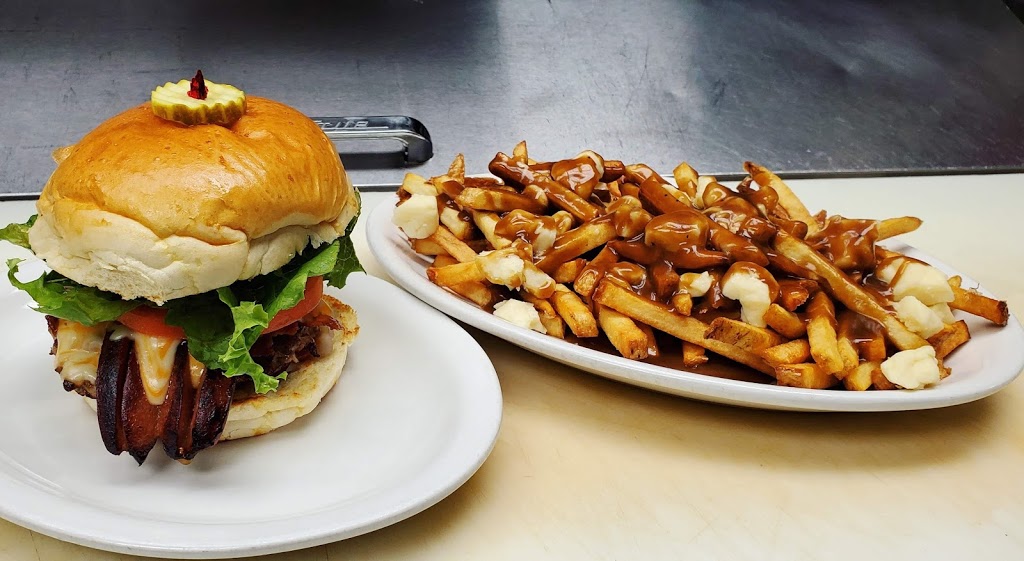 JVs Diner | 162 S Shore Rd, Lake Cowichan, BC V0R 2G0, Canada | Phone: (250) 749-7411