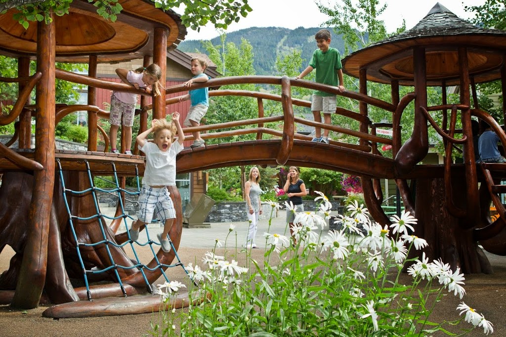 Lodging Ovations | 2036 London Ln, Whistler, BC V0N 1B2, Canada | Phone: (800) 320-0896