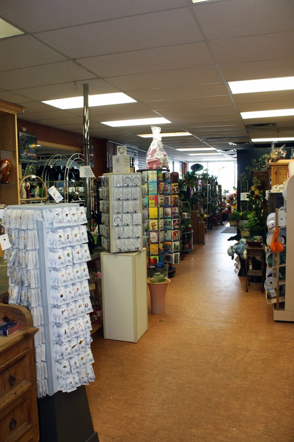 Bolton Florist Inc. | 368 Queen St S, Bolton, ON L7E 4Z7, Canada | Phone: (905) 857-7440
