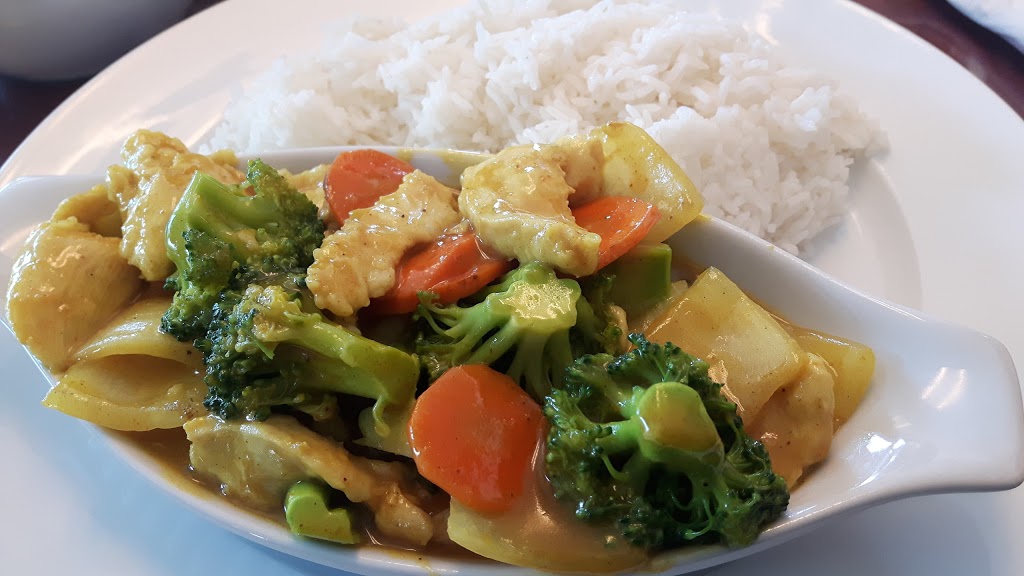 Fortune Kitchen Chinese Cuisine | 40390 Government Rd, Garibaldi Highlands, BC V0N 1T0, Canada | Phone: (604) 898-1811