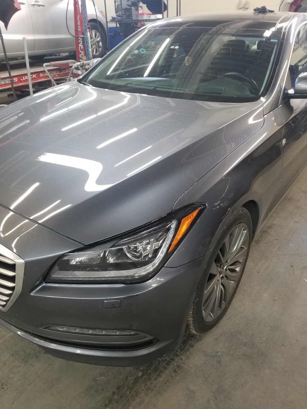 Icon Autobody Centre Inc. | 19 Advance Rd, Etobicoke, ON M8Z 2S6, Canada | Phone: (647) 400-1435