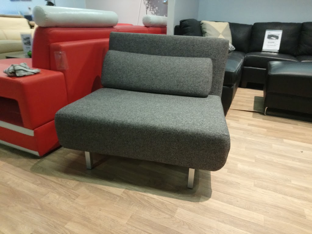 La Vie Furniture | 1580 Trinity Dr #5, Mississauga, ON L5T 1K4, Canada | Phone: (905) 565-9191