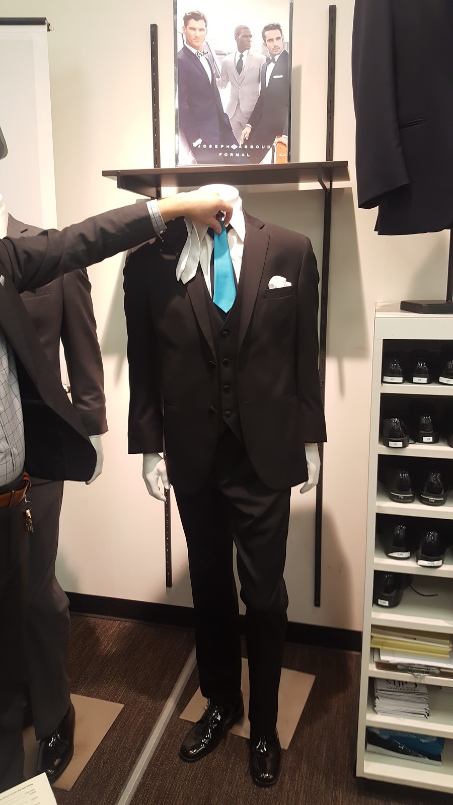 Mens Wearhouse | 1779 Walden Ave, Cheektowaga, NY 14225, USA | Phone: (716) 892-0752