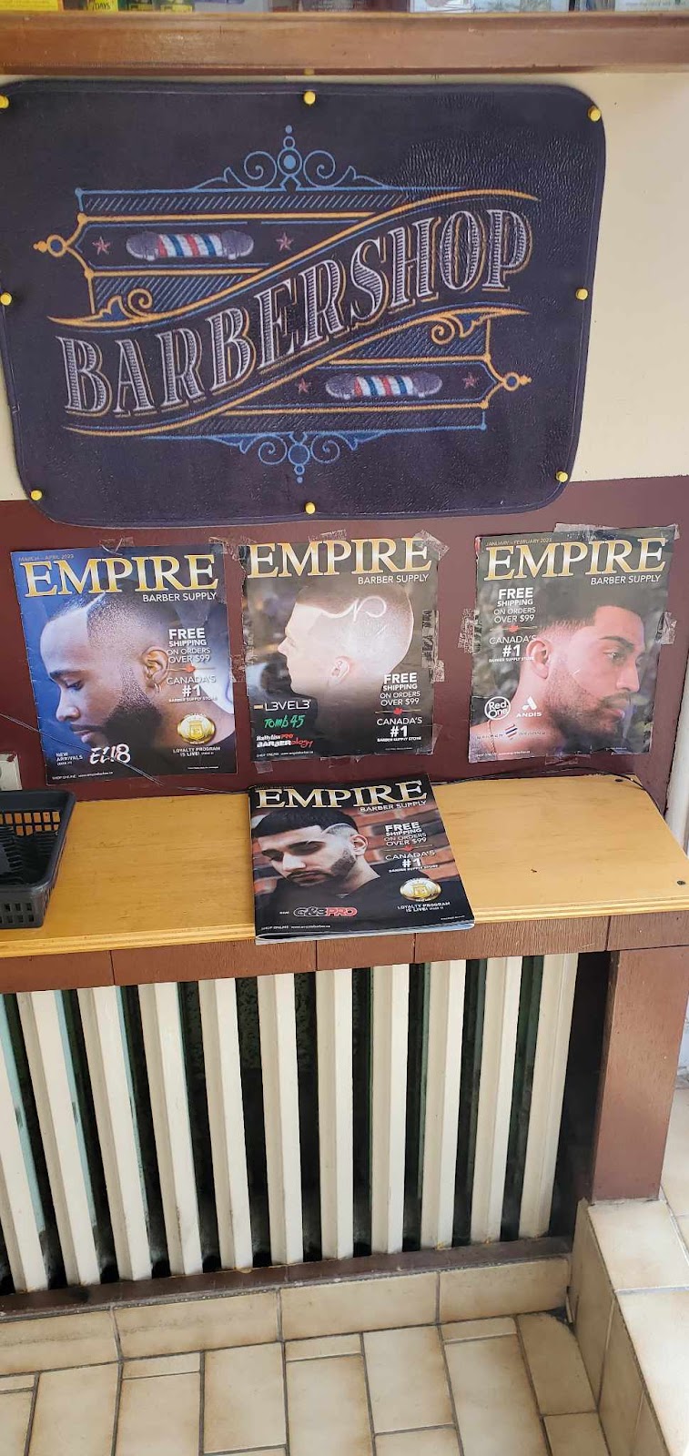 Professional Barber Shop | 617 Somerset St W, Ottawa, ON K1R 5K3, Canada | Phone: (613) 235-0322