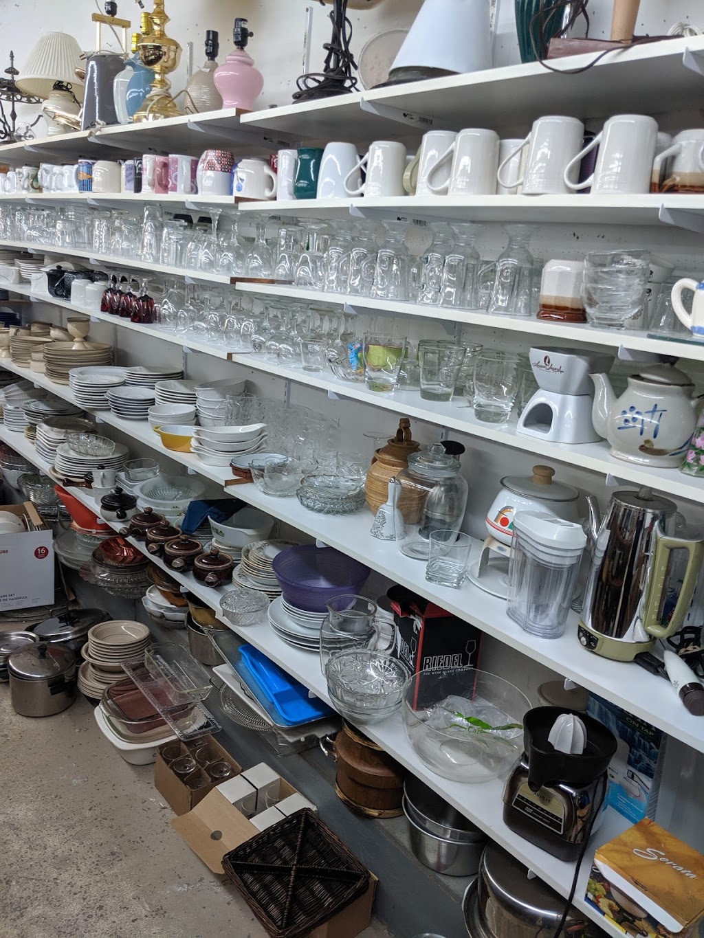 Coin dentraide | 839 Avenue Ste Thérése, Saint-Joseph-de-Beauce, QC G0S 2V0, Canada | Phone: (418) 397-5860
