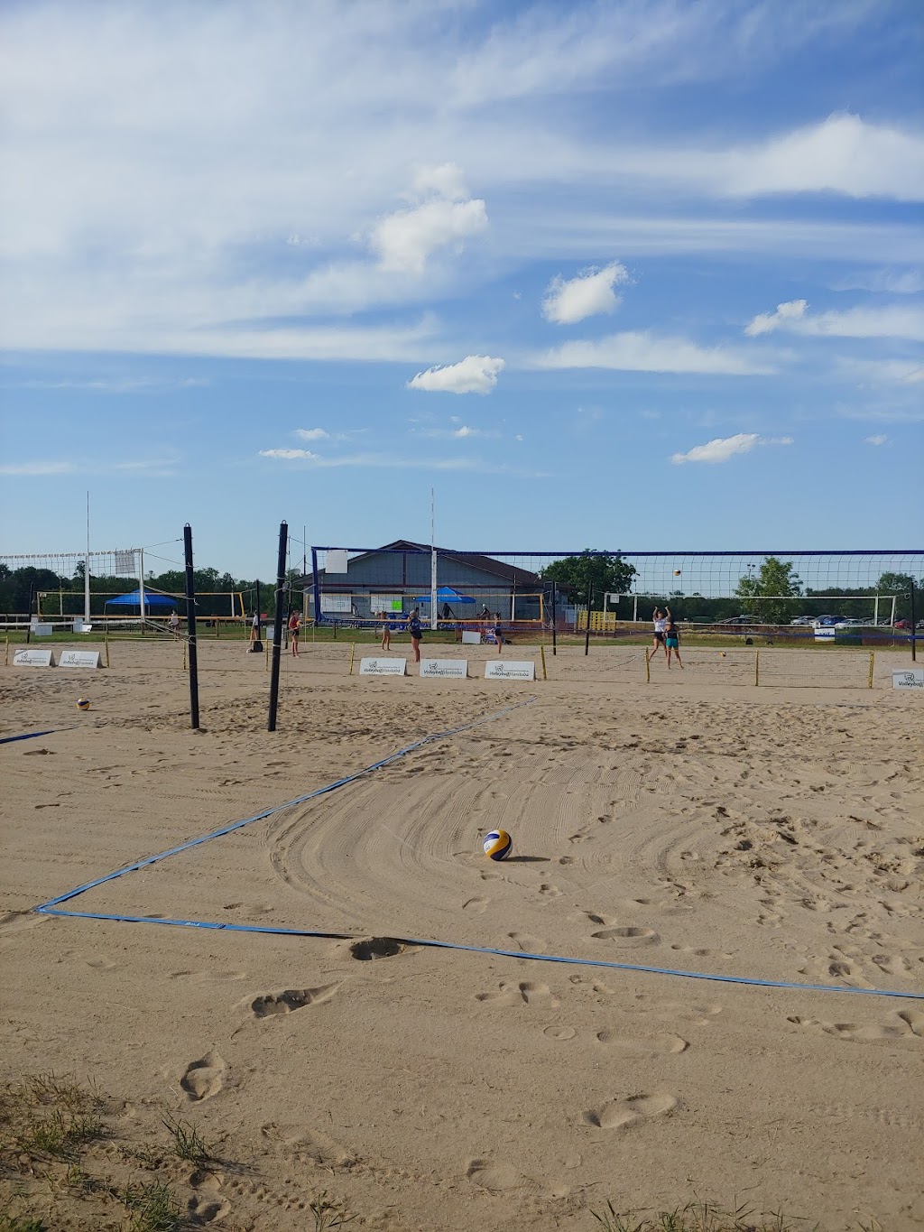 Maple Grove Rugby Park | 90 Frobisher Rd, Winnipeg, MB R2N 3Z1, Canada | Phone: (204) 255-7311