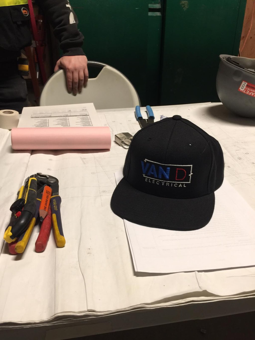 VAN D Electrical LTD | 6560 Napier St, Burnaby, BC V5B 2C3, Canada | Phone: (778) 628-7580